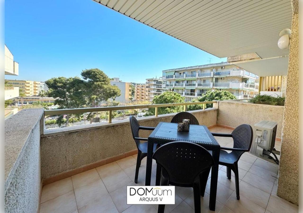 Domuum Holidays - Arquus V Salou Bagian luar foto